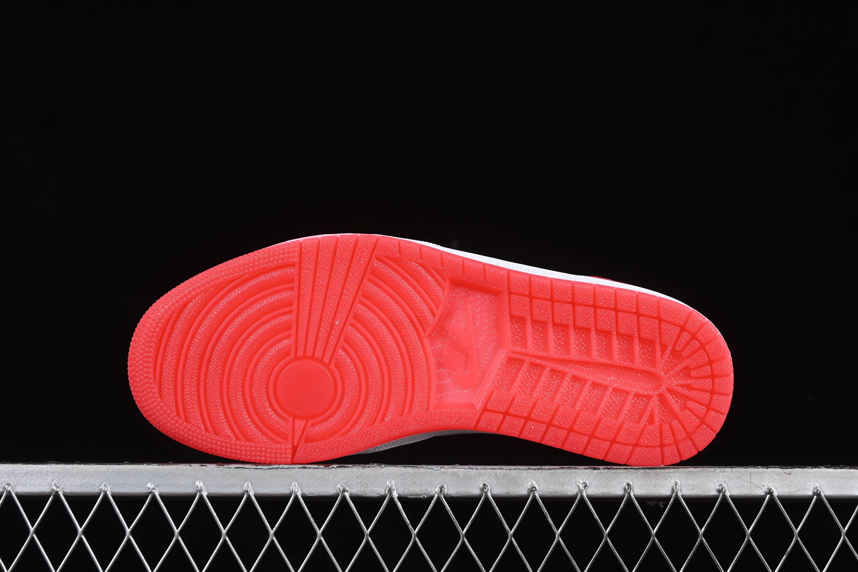 All categories Air Jordan Jordan series basketball shoes Air Jordan 1 Low Air Jordan 1 Low "White Black Gym Red" AJ1 Joe 1 Black Toe 2.0 Low-top cultural casual sneakers IB8971-106